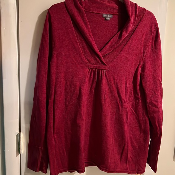 NWOT Eddie Bauer Magenta Sweater - Picture 1 of 8